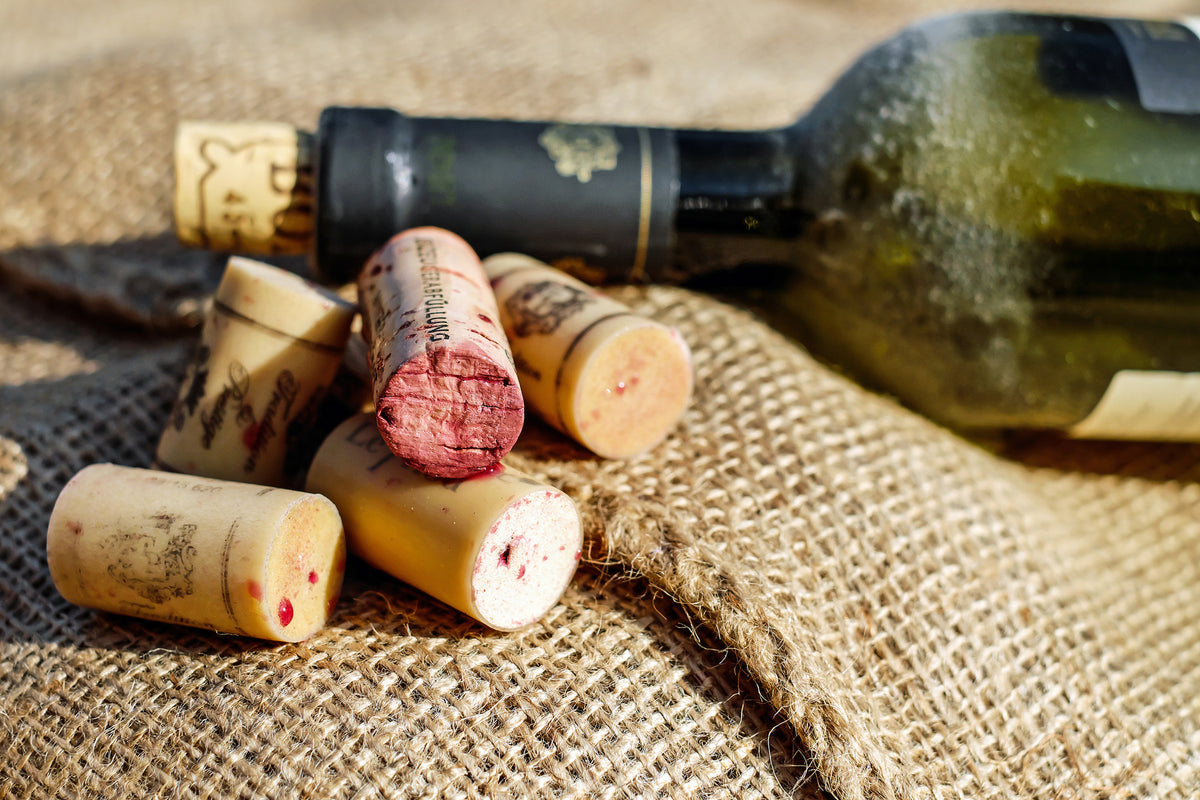 canvas-print-the-wine-corks