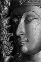 aluminium-print-buddha-close-up