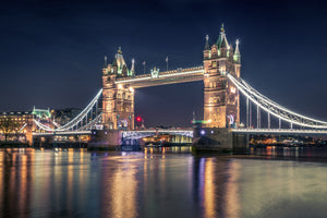 framedcanvas-print-night-at-the-tower-bridge