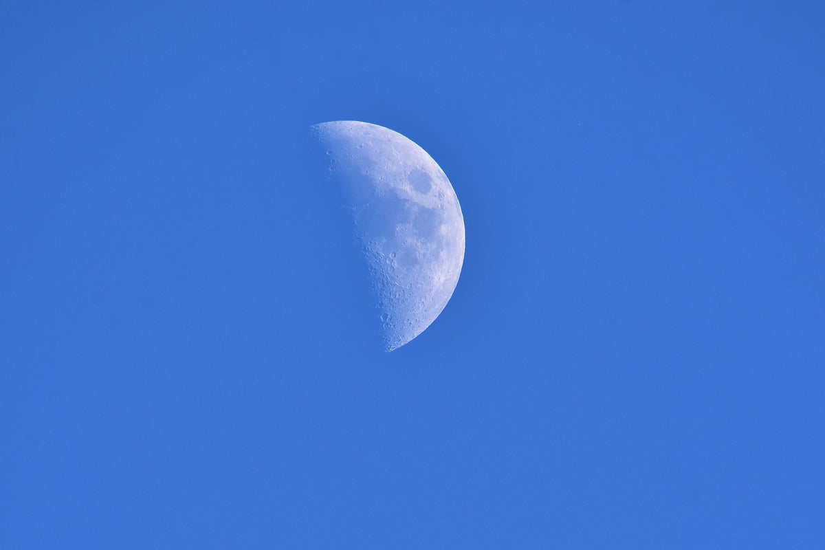 framedcanvas-print-the-crescent