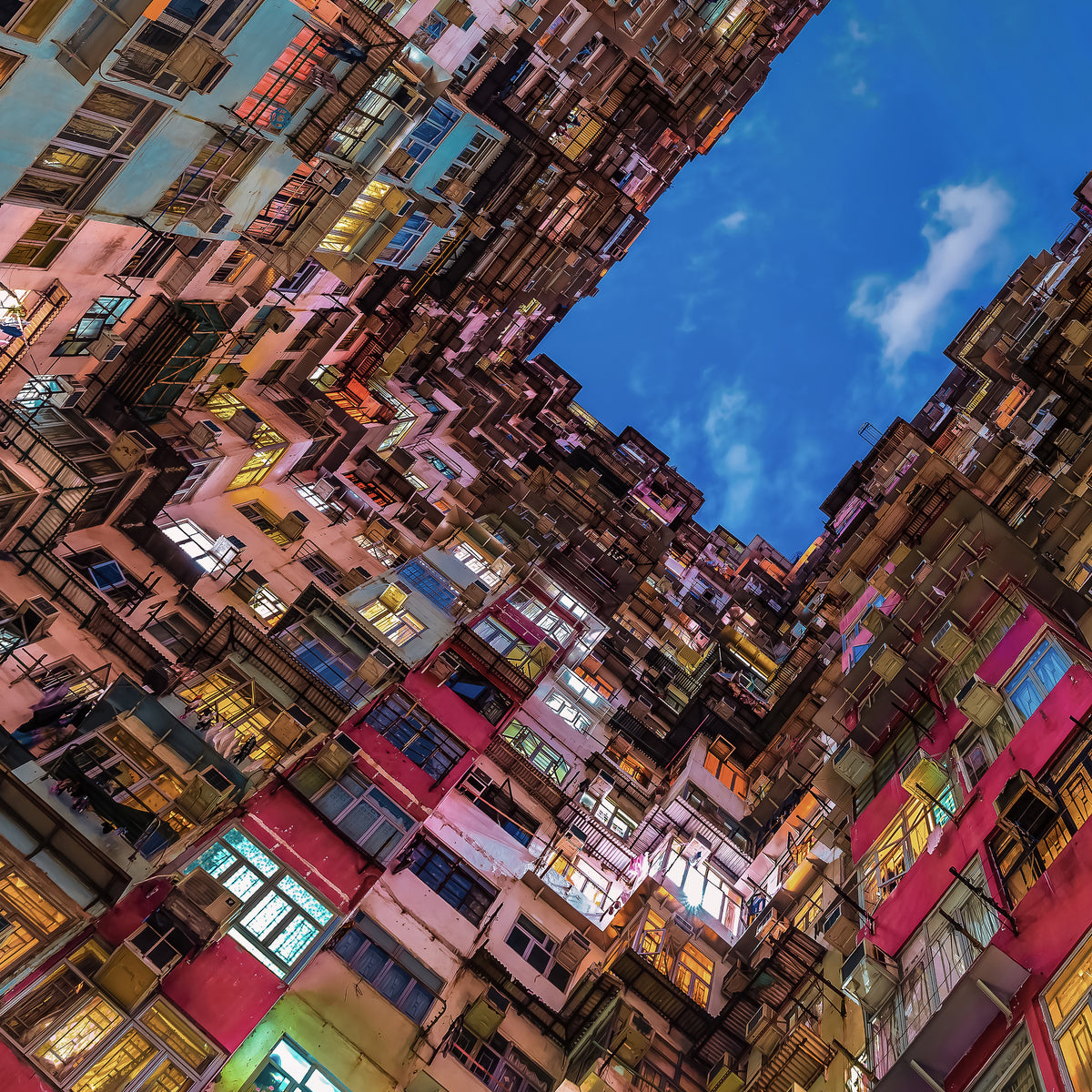 aluminium-print-look-up-x