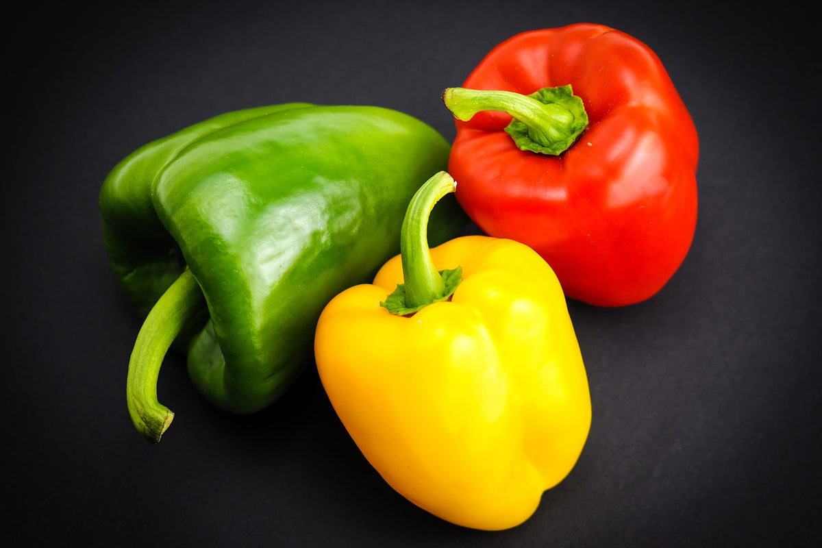 3-piece-canvas-print-colorful-peppers