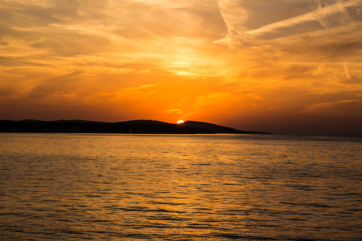 framedcanvas-print-the-sun-sets