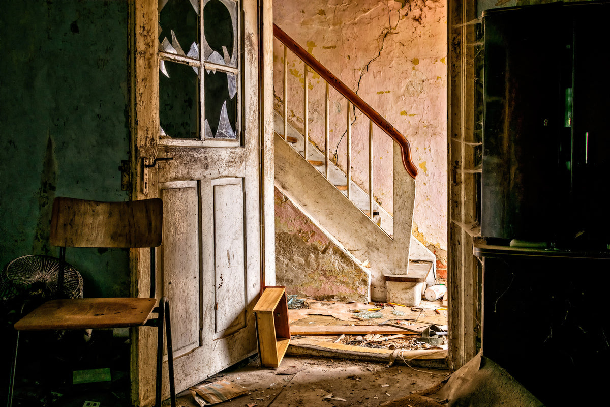 modern-3-piece-acrylic-print-crumbled-stairs