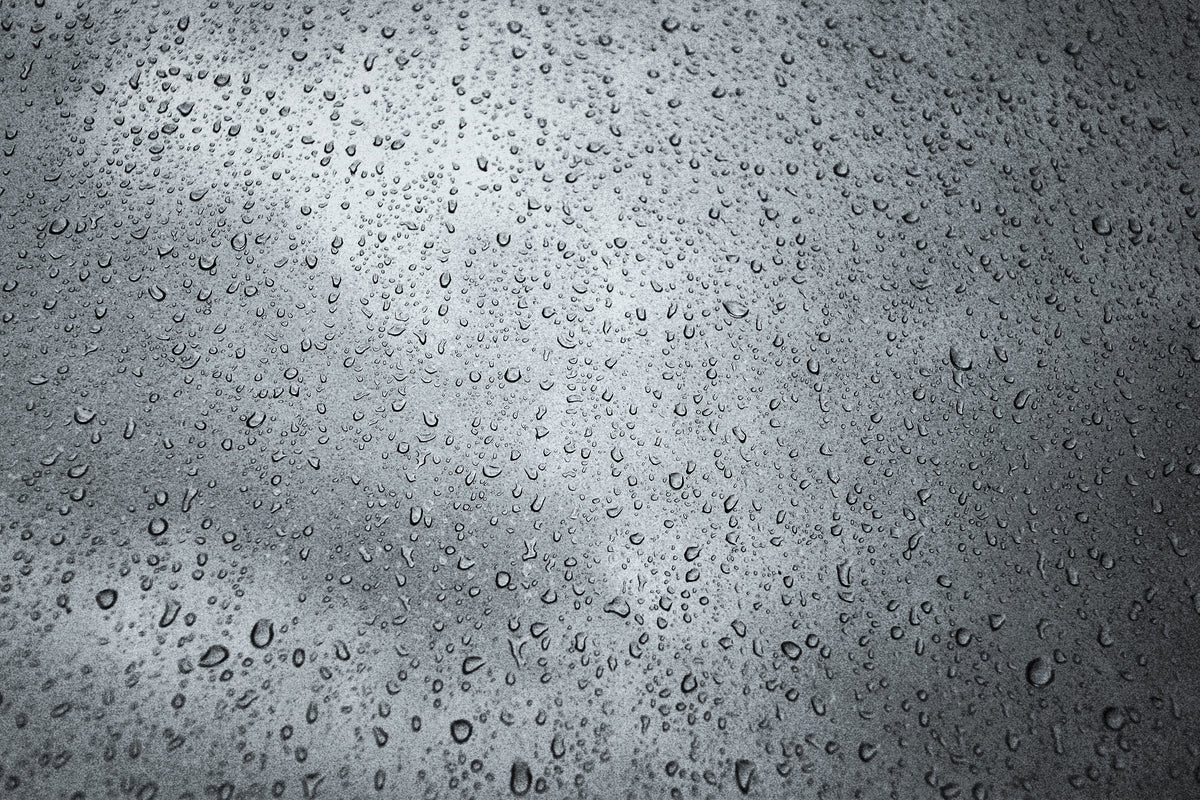 aluminium-print-dark-raindrops-on-the-wall
