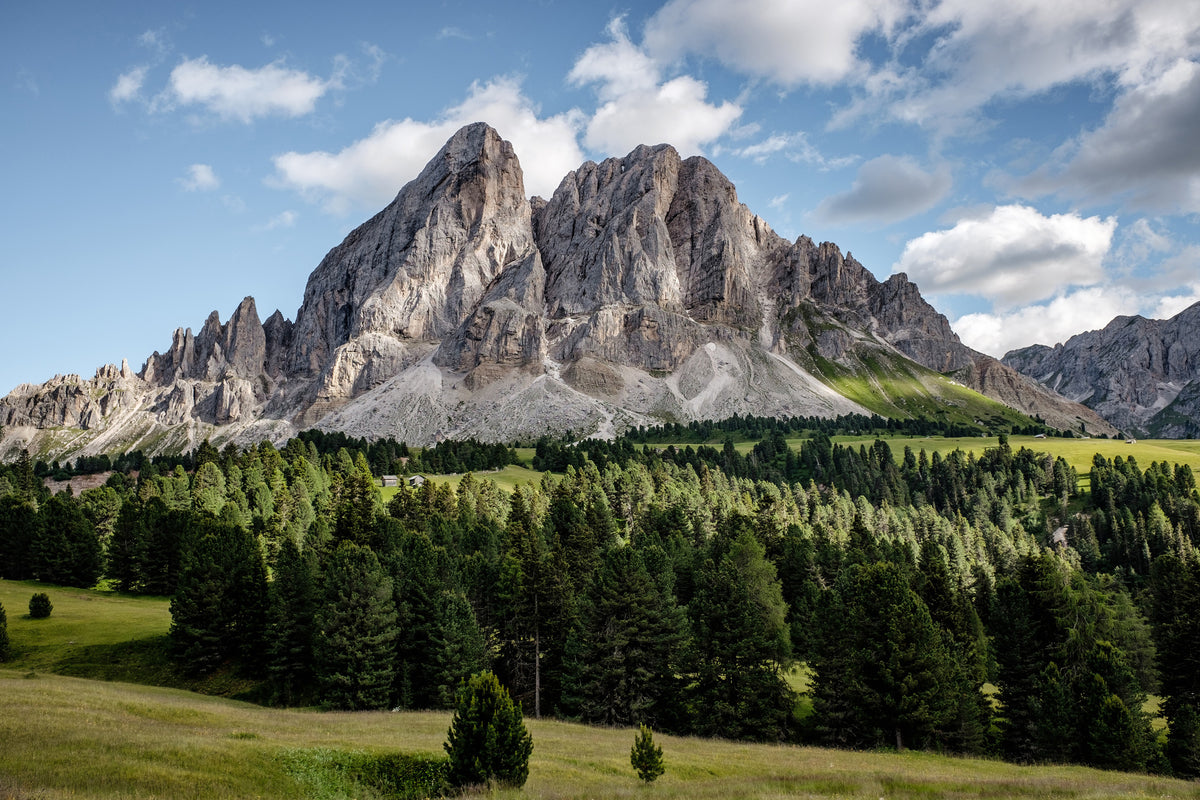 framedcanvas-print-imposing-mountain-landscape