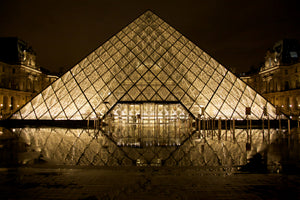 poster-print-at-night-at-the-louvre