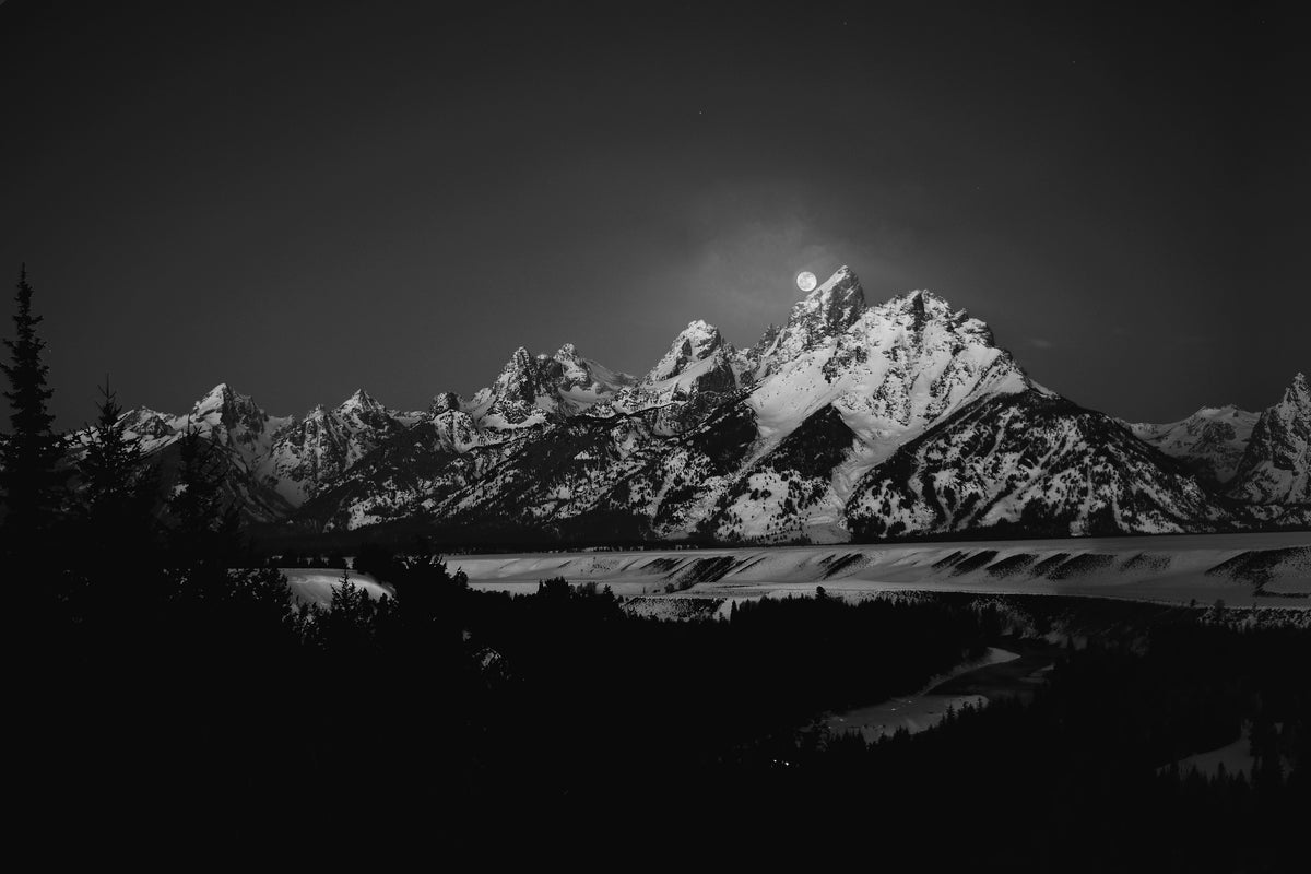 3-piece-canvas-print-in-the-glow-of-the-full-moon