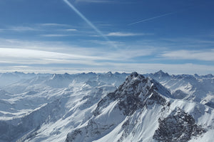 aluminium-print-over-the-peaks