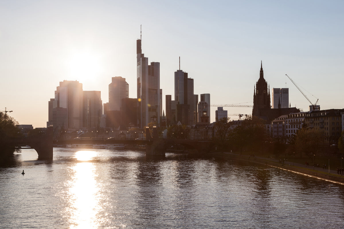 aluminium-print-sunrise-over-the-financial-metropolis