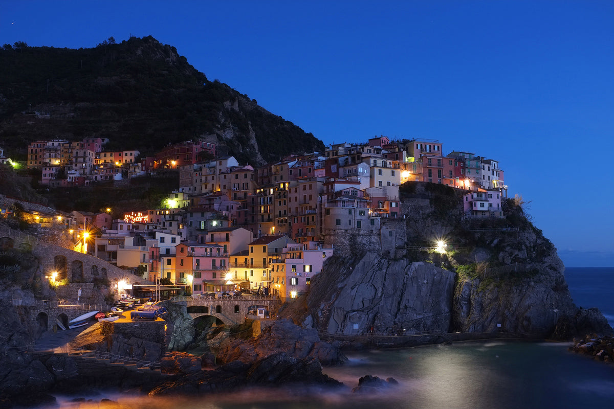 aluminium-print-at-night-in-cinque