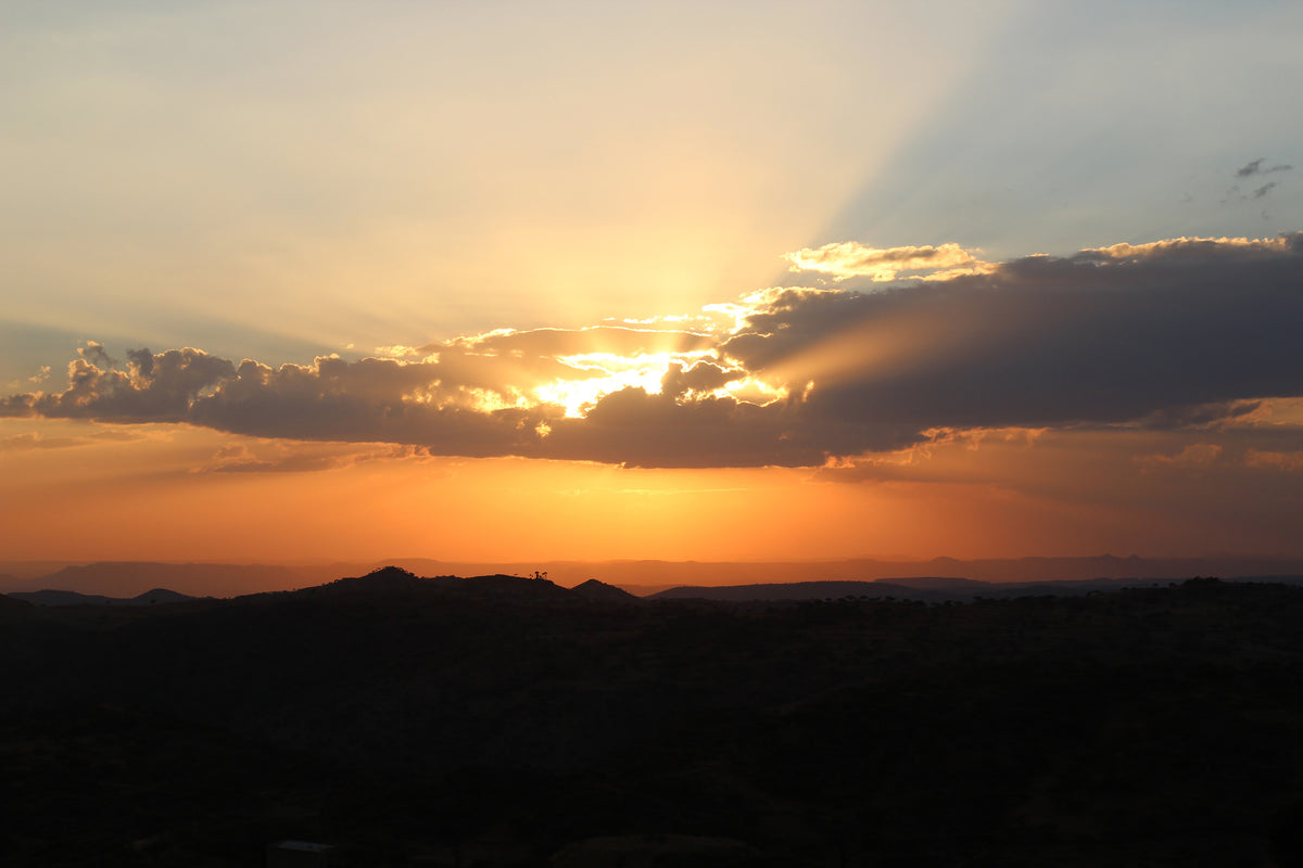 acrylic-print-the-horizon-of-africa