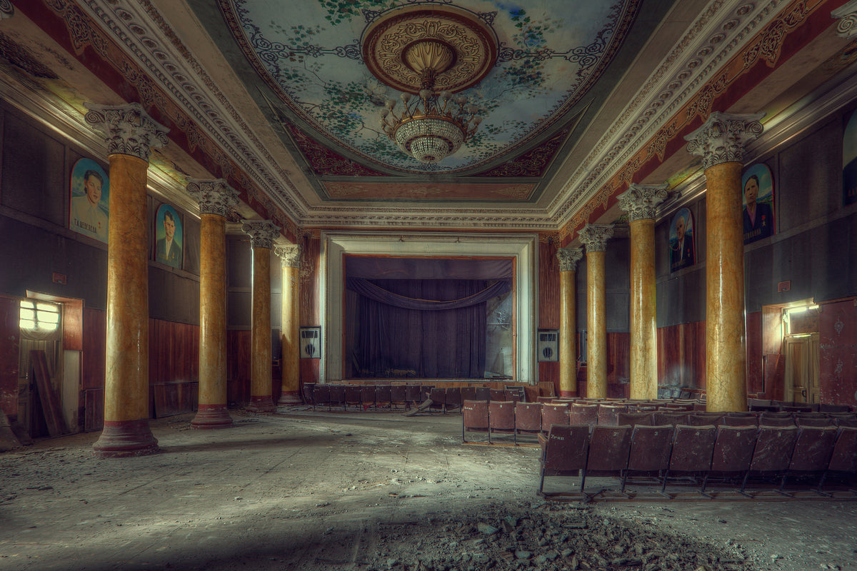 canvas-print-lost-memories-x