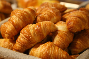 3-piece-acrylic-print-fresh-croissants
