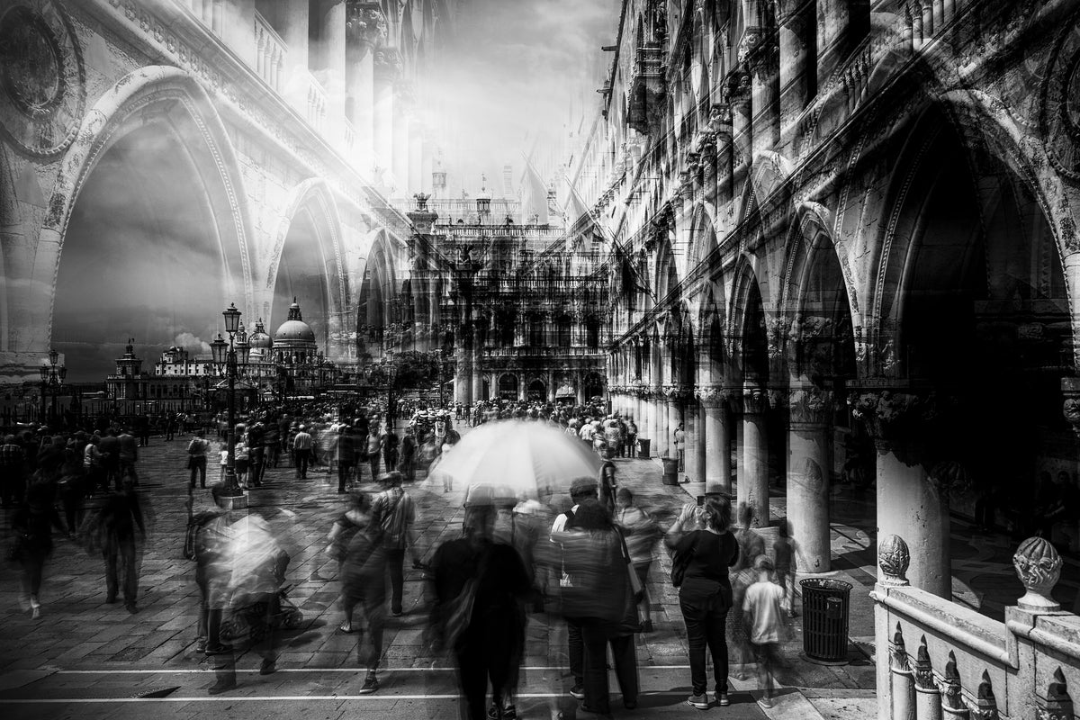 modern-3-piece-canvas-print-the-tourists