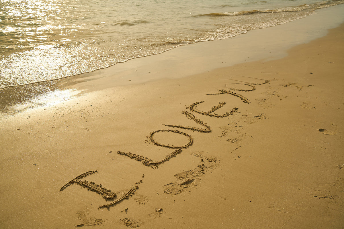 3-piece-acrylic-print-sign-in-the-sand