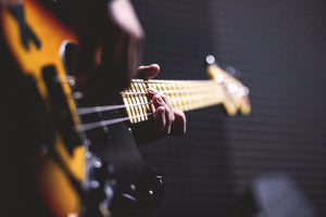 framedcanvas-print-guitar-player