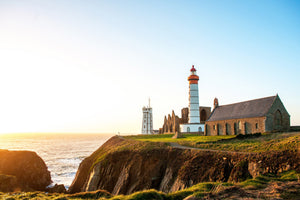 3-piece-canvas-print-the-lighthouse-at-sunrise