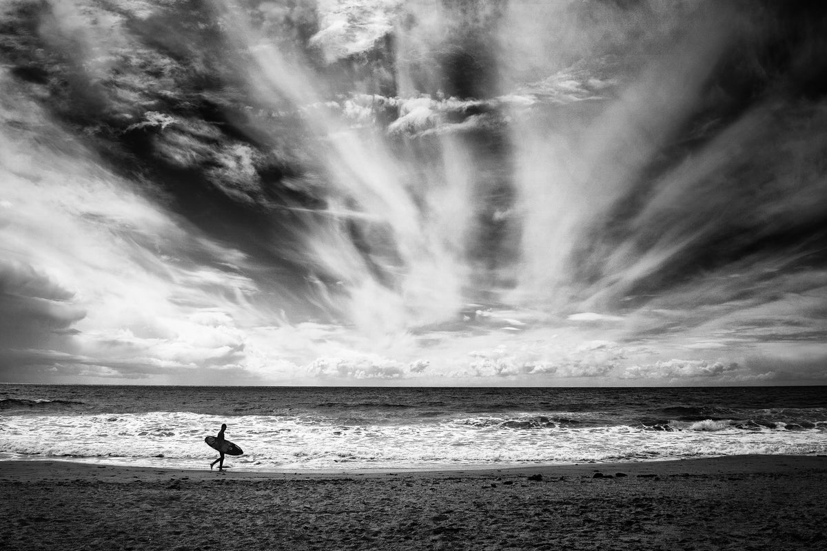 modern-3-piece-acrylic-print-the-loneliness-of-a-surfer