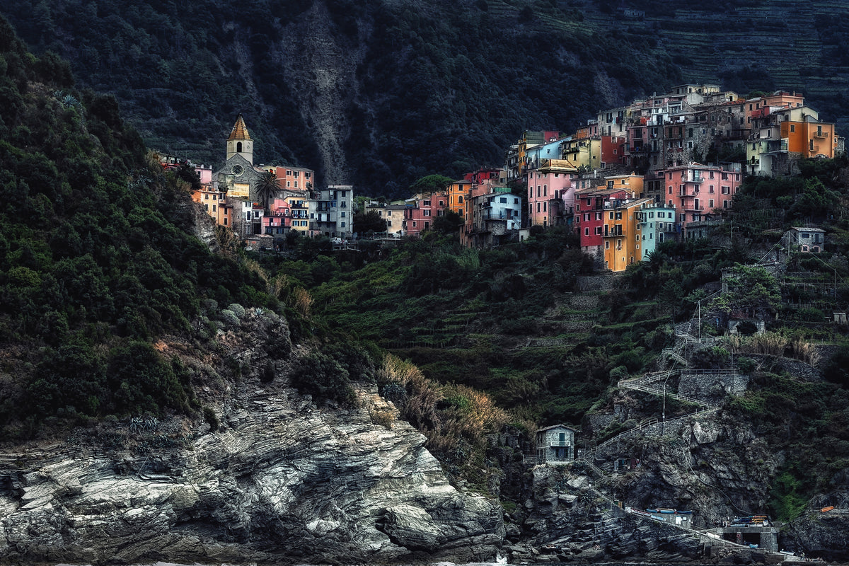 canvas-print-village-on-the-rocks