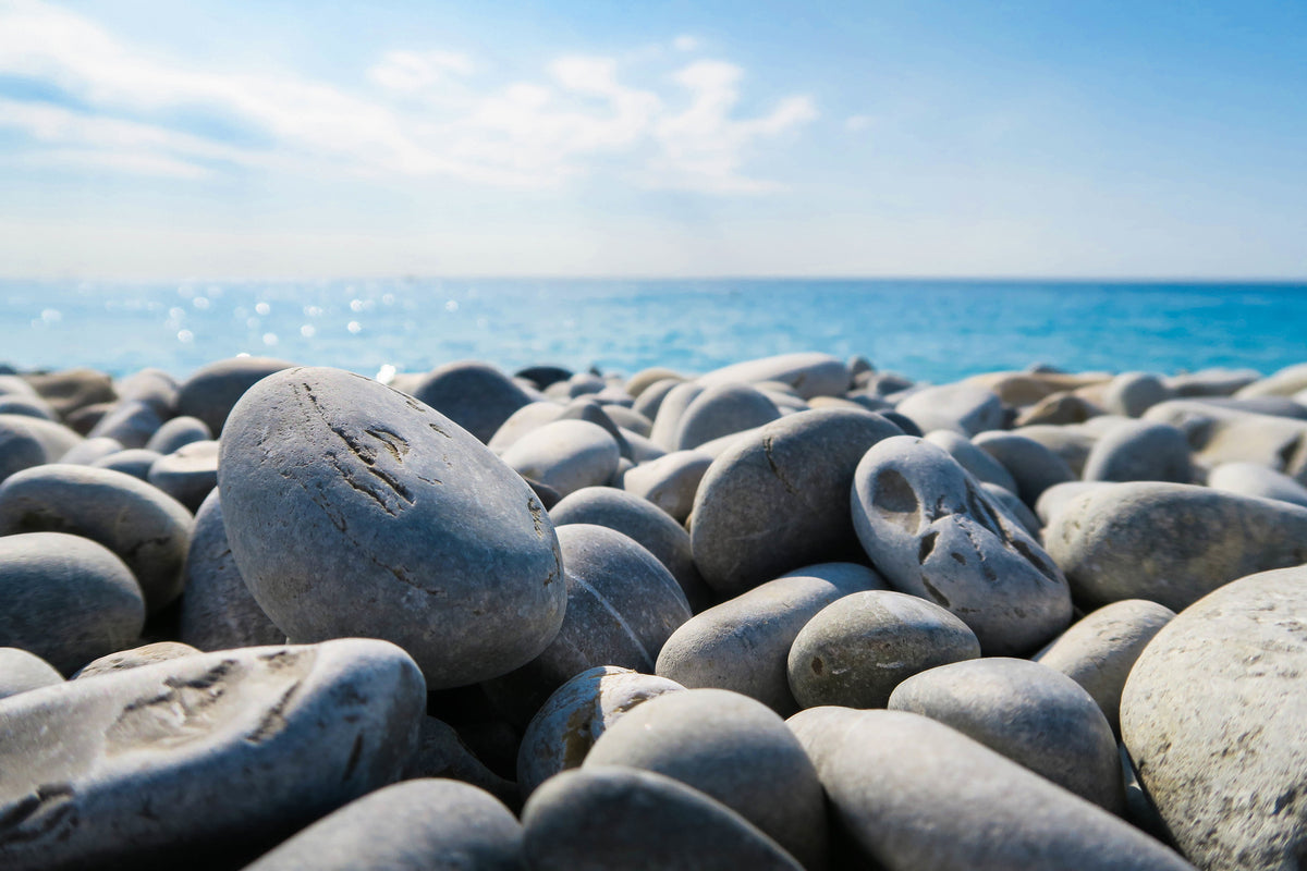 canvas-print-beach-stones