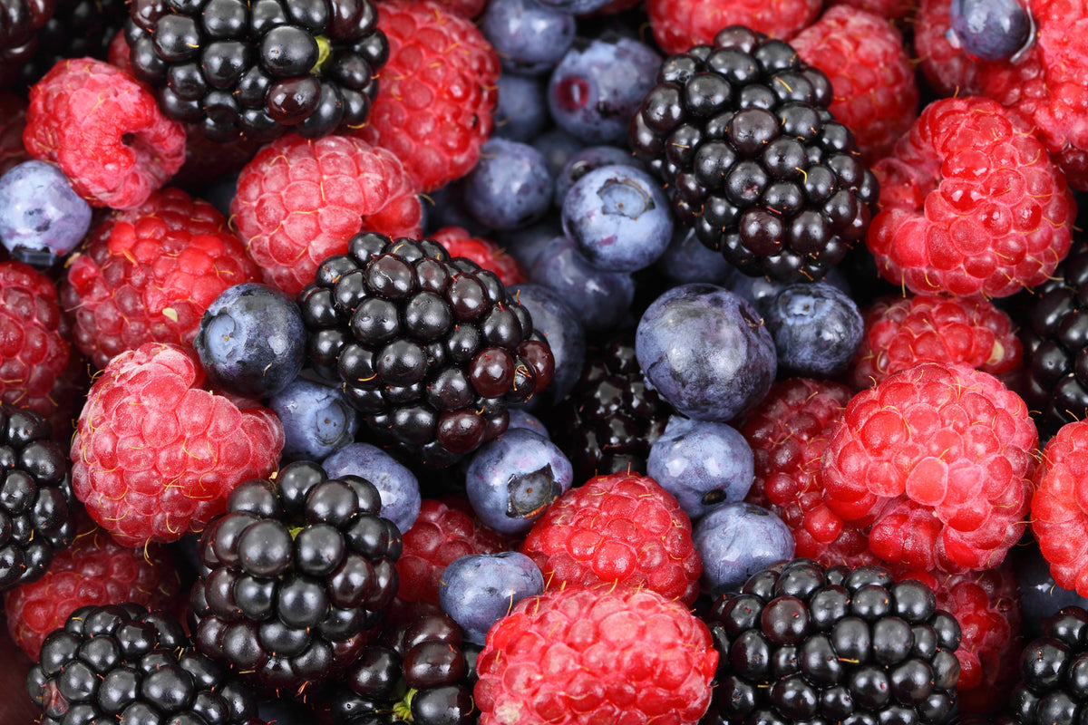 canvas-print-fruity-berries