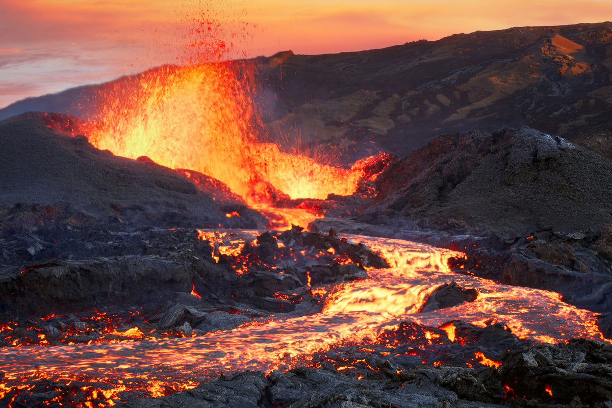 3-piece-canvas-print-la-fournaise-volcano