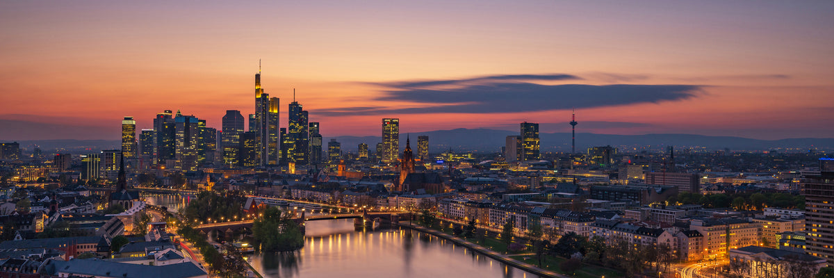 panoramic-3-piece-canvas-print-frankfurt-skyline-at-sunset-panorama