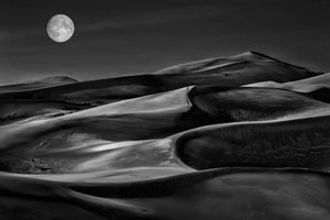 framedcanvas-print-the-night-walked-down-the-sky