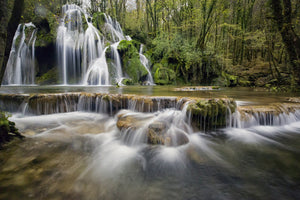 modern-3-piece-canvas-print-attention-waterfalls