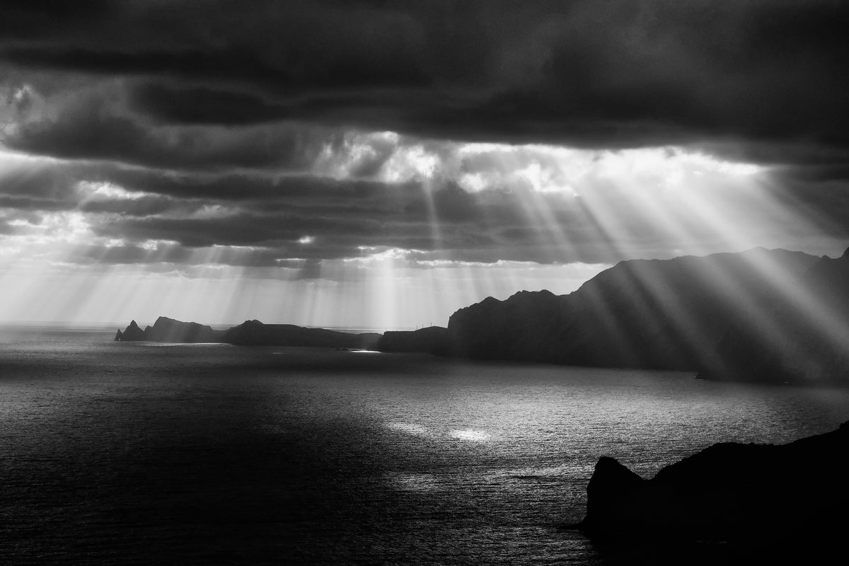 framedcanvas-print-morning-rays-x