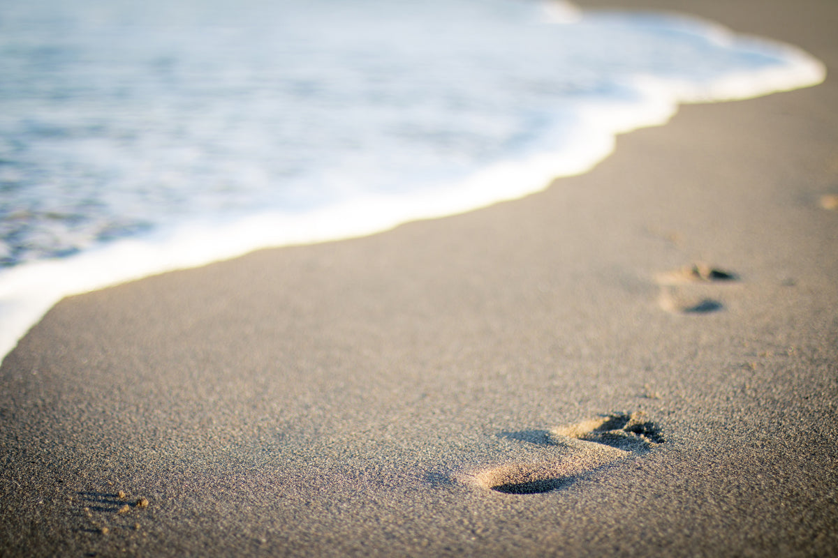 framedcanvas-print-footprints-in-the-sand-on-the-beach