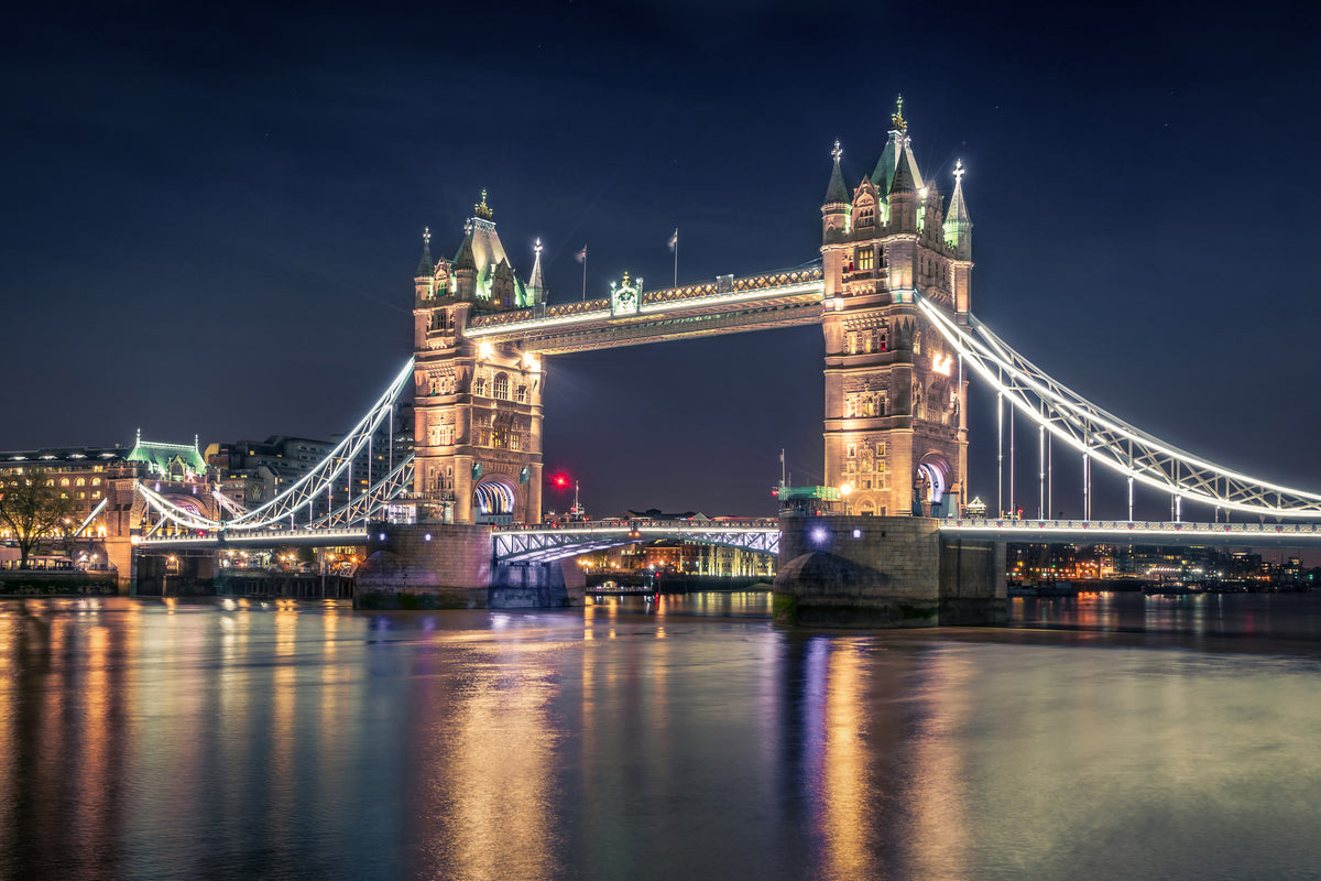 framedposter-print-night-at-the-tower-bridge