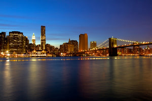 poster-print-skyline-manhattan-in-sea-of-lights