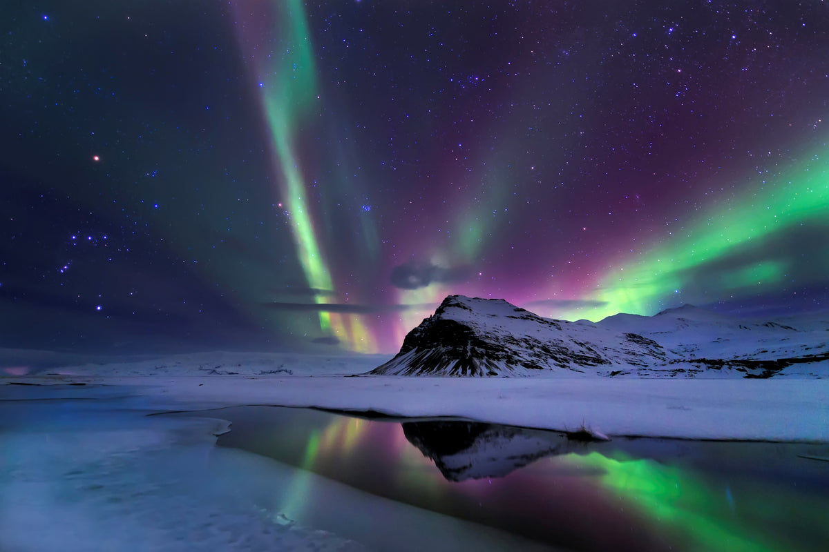 framedcanvas-print-northern-lights-reflection-x