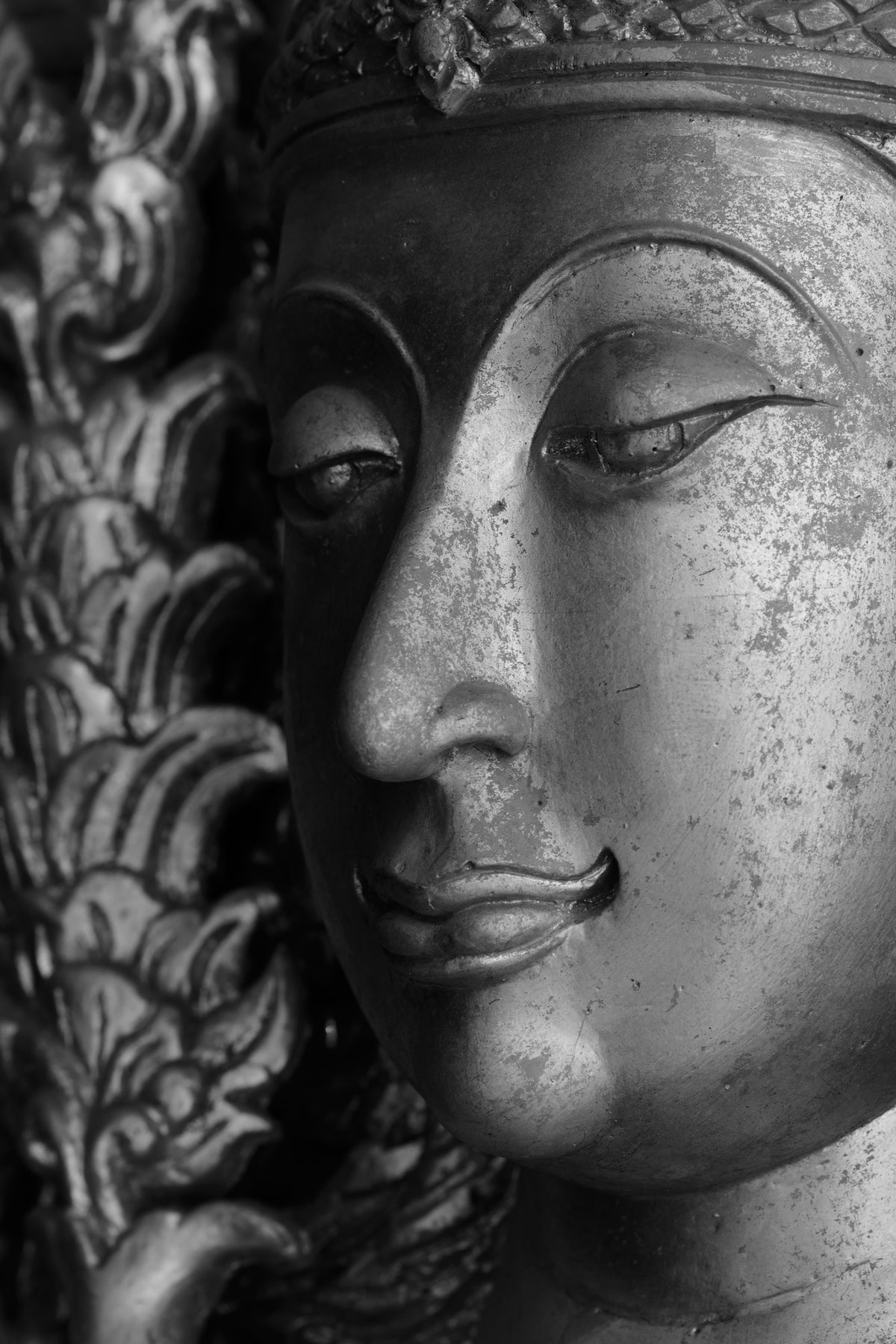 canvas-print-buddha-close-up