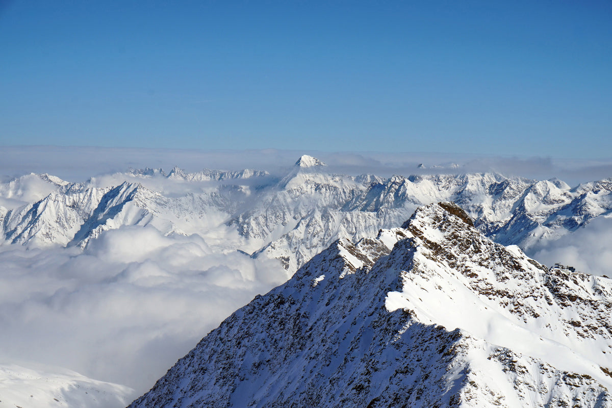 framedcanvas-print-fantastic-view-of-the-peaks