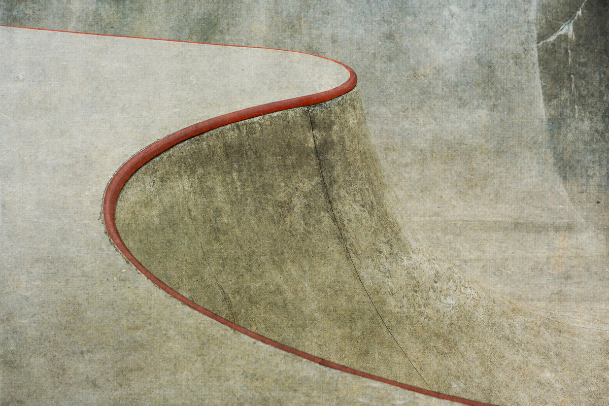 framedposter-print-the-red-curve